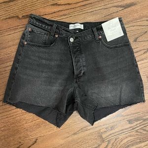 NWT Abercrombie Curve Love Dad Short - Black Denim